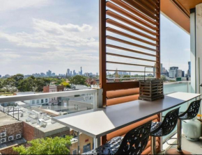 UPTOWN City Views in the Heart of South Yarra